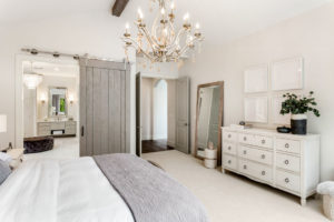 luxury bathroom